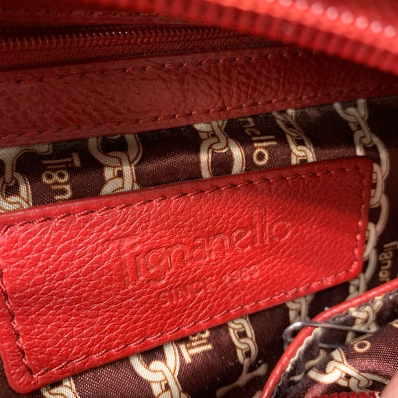 Tignanello Italian leather purse - Picture 3 of 3